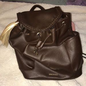 Too small to hold my stuff